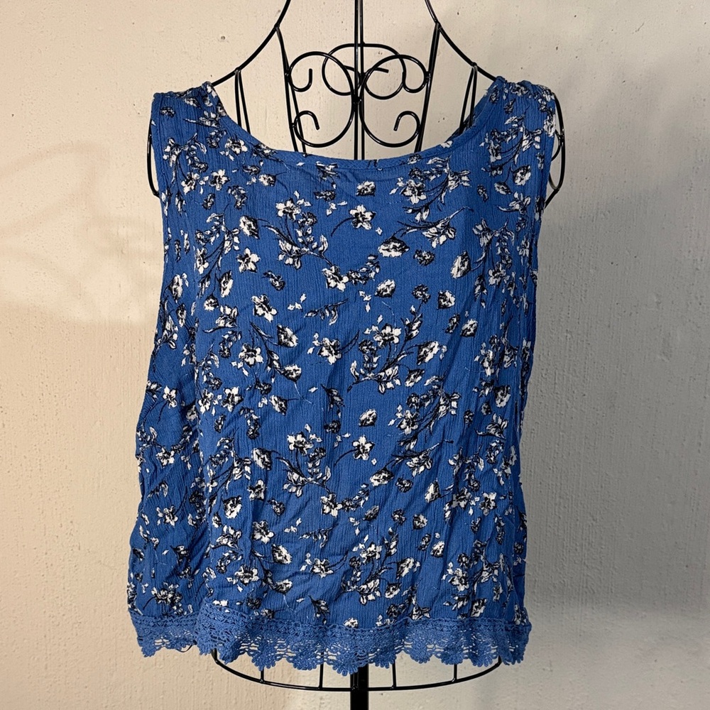 Ambiance Floral Blue Women's Top - Size 1XL